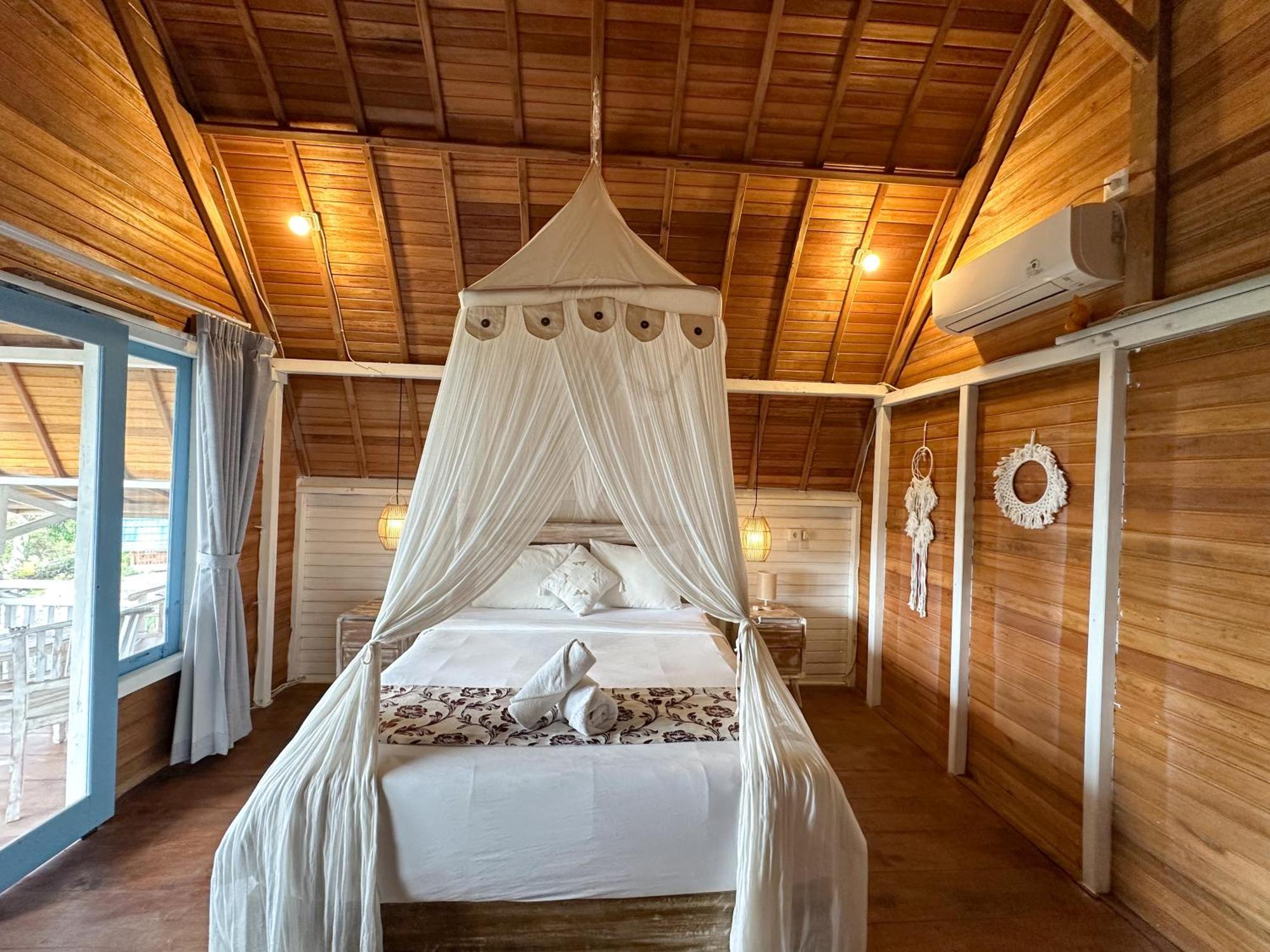 Sunset Hill Penida Resort Ped Εξωτερικό φωτογραφία